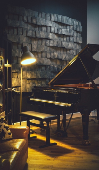 La Ciergerie Steinway B